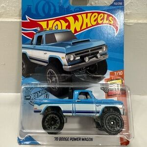 Hot Wheels '70 Dodge Power Wagon